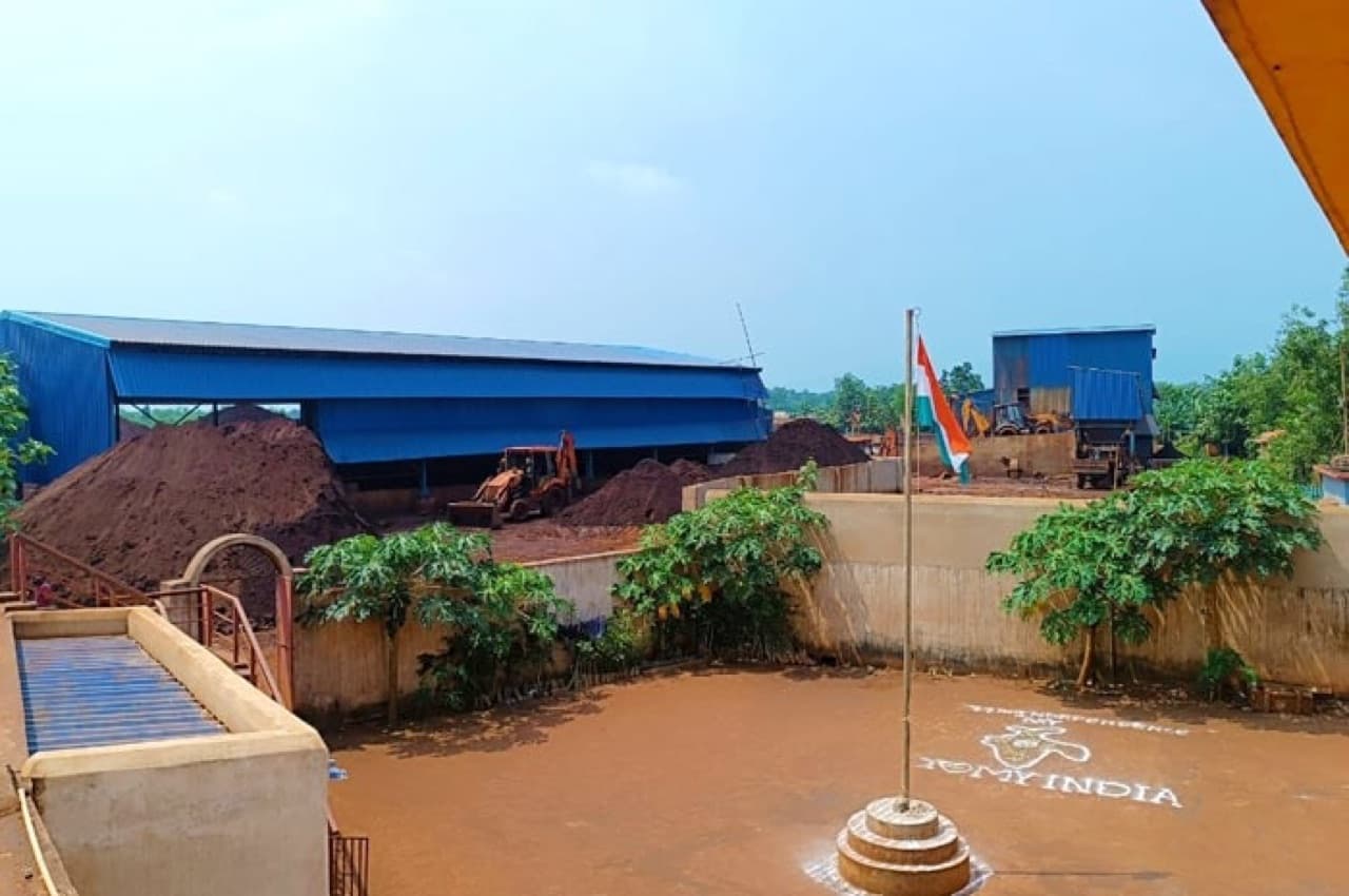 Thatoi Plant Headquarters & Flag Courtyard